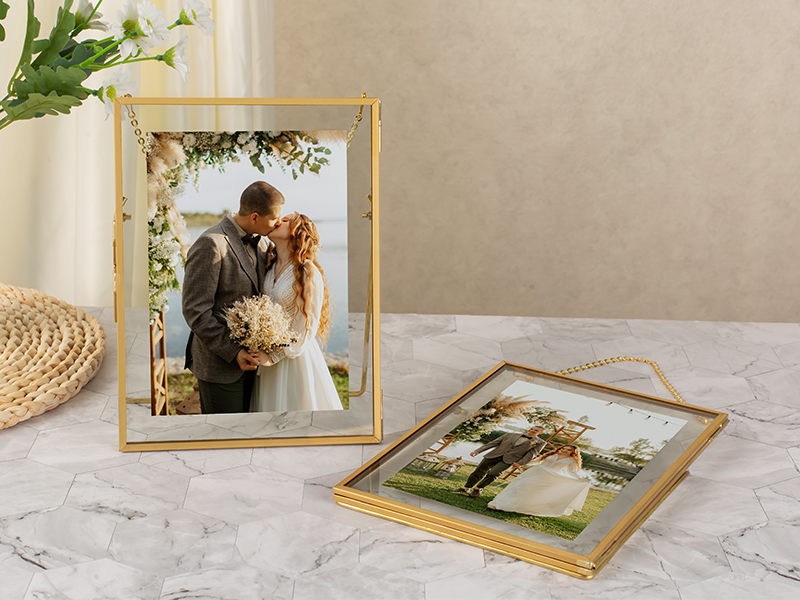 Jajamy Gold Floating 5x7 Picture Frame Set of 2, Hanging