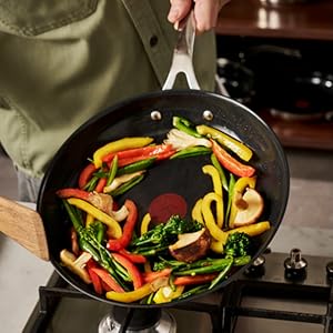 Jamie Oliver by Tefal Direct Cook Poêle 28cm Antiadhésif en Céramique pour Cuisine Professionnelle Facile à Nettoyer 880 Ee008dfd 234b 416a A36c 6b5dd478c405. CR0,0,600,600 PT0 SX300 V1