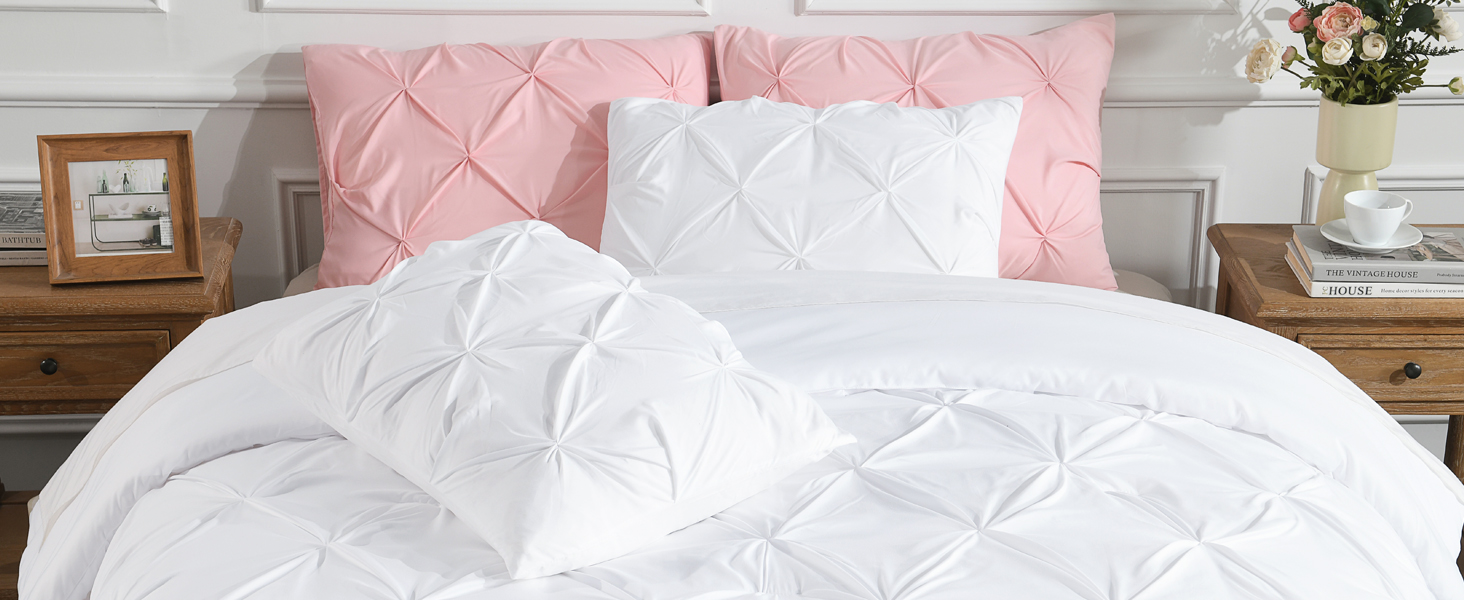 pleat comforter