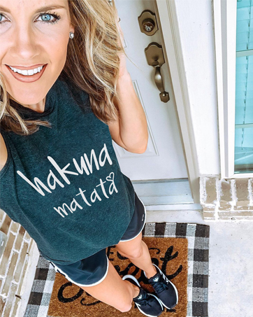 Amazon.com: T&Twenties Tank Top for Women,Hakuna Matata