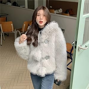 ファージャケット フェイクファー ウール もこもこ ぽんぽん付き 楽天市場】【2点で1,000円OFF、3点で2,000円OFFクーポンあり