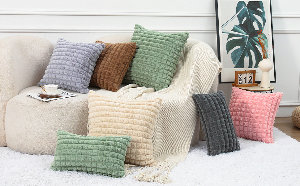 MANDIOO Set of 2 Super Soft Plush Faux Fur Throw Pillow