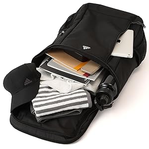 Amazon | [アディダス] リュックサック B4サイズ収納 15.6inchPC