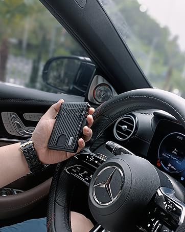 MINIMALIST WALLET 