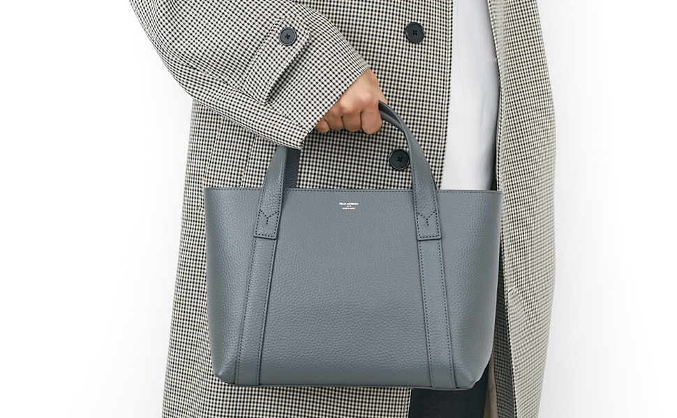 Amazon | [ペッレ モルビダ] ミニ トートバッグ グレージュ PM