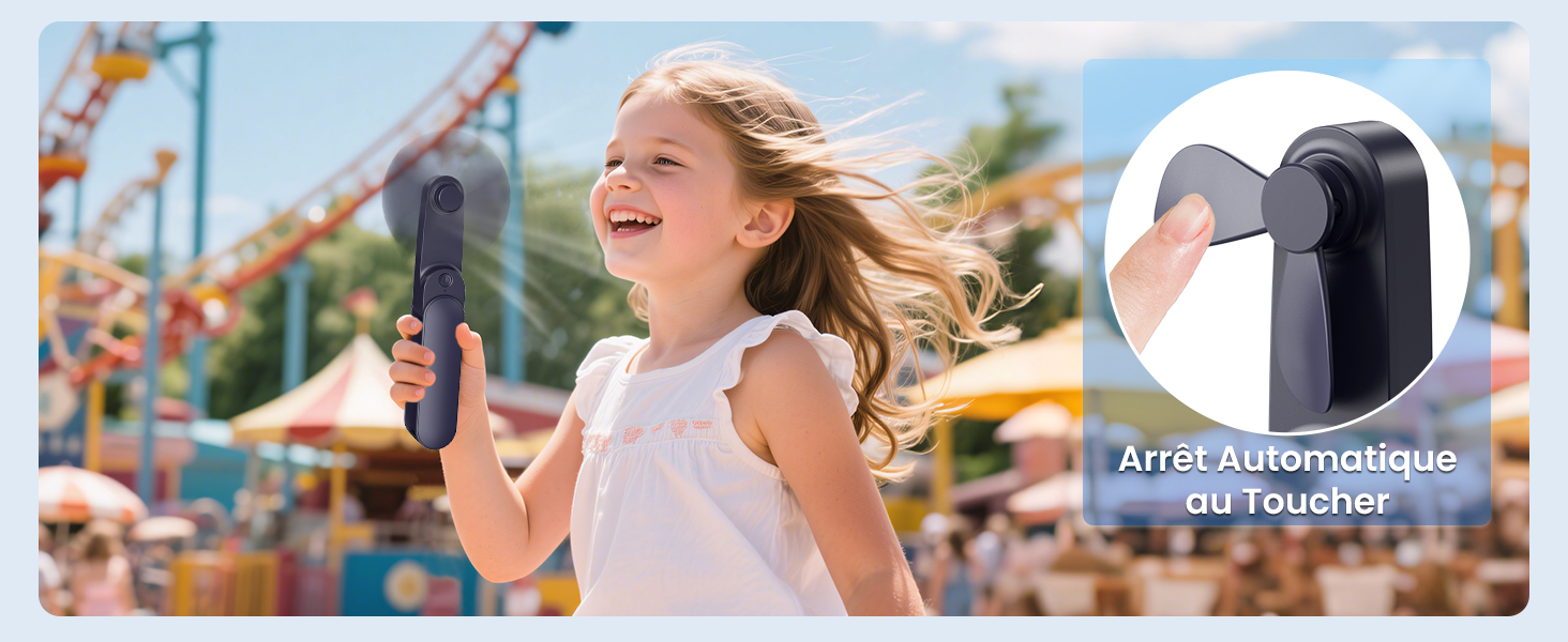 Un appareil électronique bleu portable en cours d'utilisation dans un parc d'attractions, avec une petite image incrustée montrant la fonctionnalité sans contact.