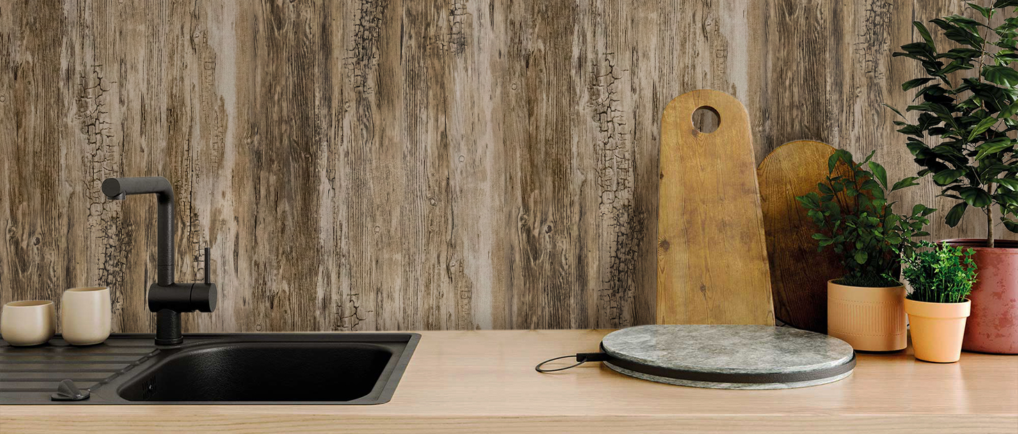 Livebor Wood Contact Paper Distressed Wood Wallpaper Peel and Stick 17.7inch x 118.1inch Rustic