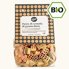 Der Text lautet „BIO“. Packung mit Bio-Nudeln oder Getreideprodukten, aus mehreren Blickwinkeln dargestellt, mit brauner Verpackung mit gepunktetem Muster.