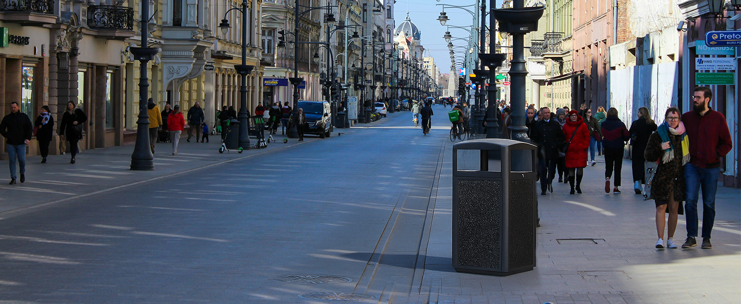 Commercial Metal Outdoor Trash Can with Lid