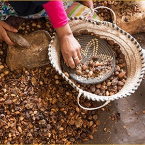 Small manufacture image 6