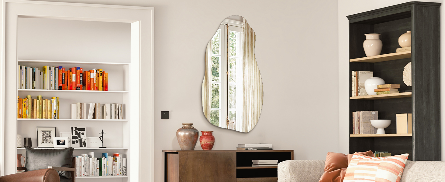 Expands Visual Space