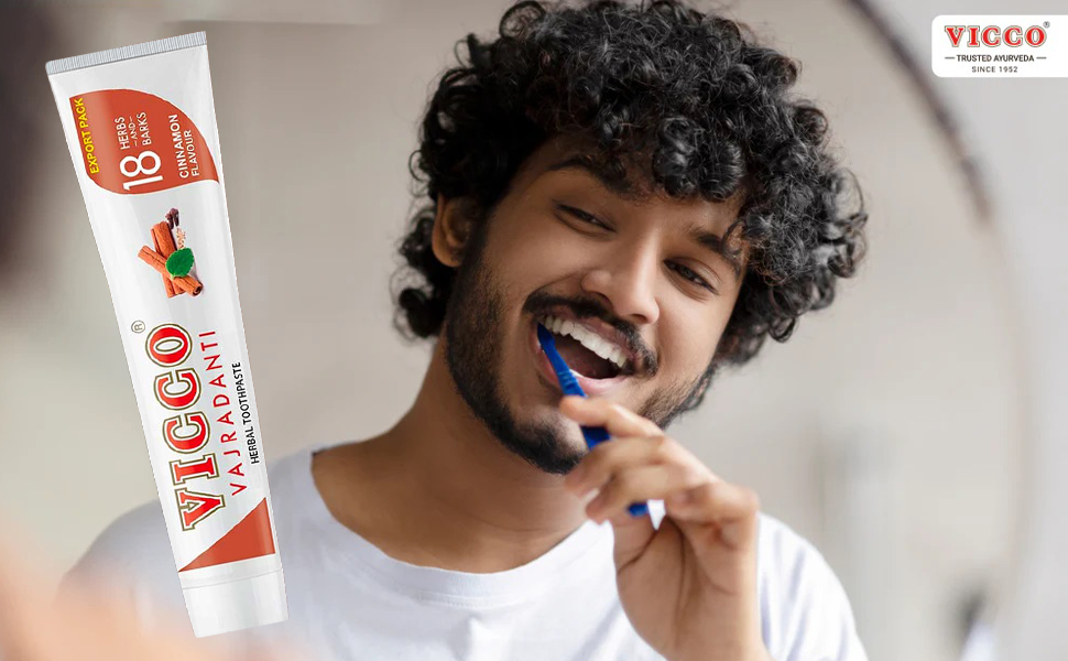 Vicco Vajradanti Herbal Toothpaste 18 Ayurvedic Herbs and Barks with Cinnamon Flavour