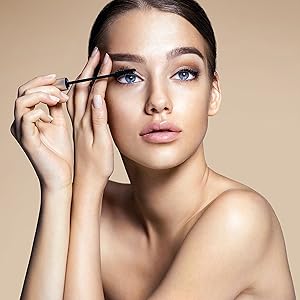 Eyelashes & Eyebrows Growth