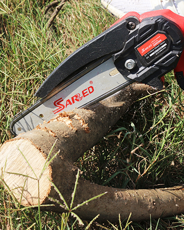 mini chainsaw