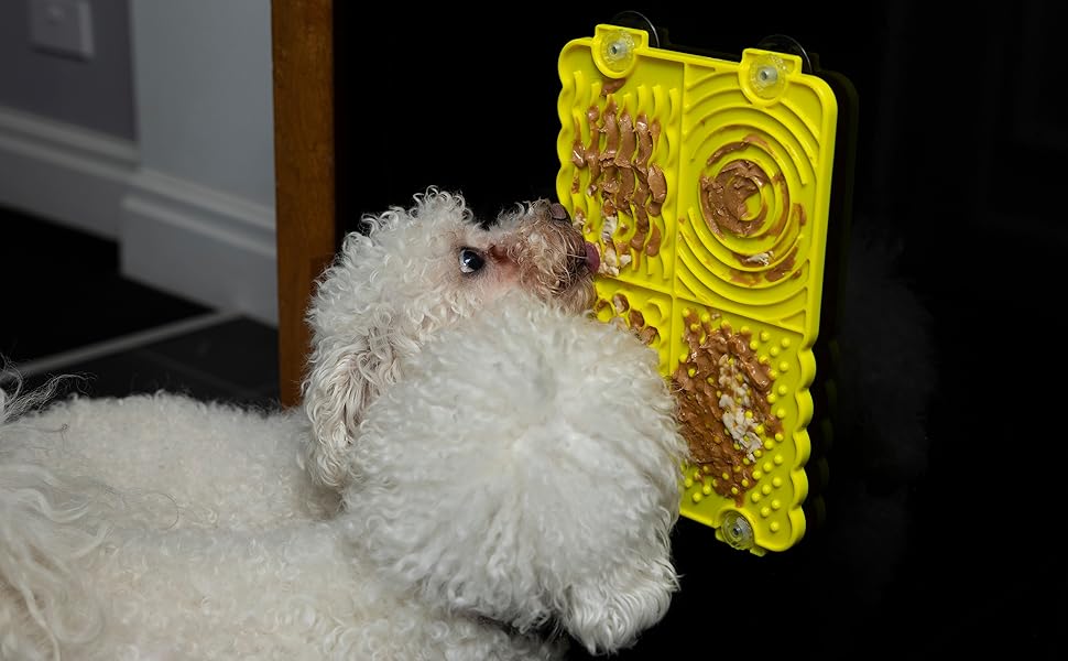 Total Pet Licky Lick Mats for Puppy & Dogs HEAVY DUTY Plastic with