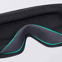 The unique design of the nose bridge can effectively block the light