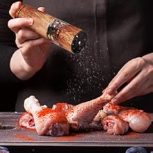 salt and pepper grinder set