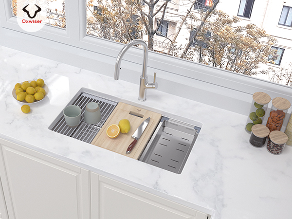 Amazon.com: 廚房水槽33 x 19 英吋(約83.8 x 49.2 公分)工作站下