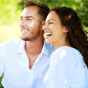 couple happy smiling