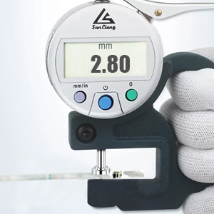 フィギュアケースA+3