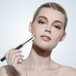 concealer brush