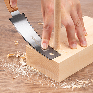 Sharp & Lightweight for Woodworking and Garden Trim