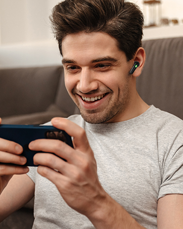 wireless earbuds Bluetooth headphones