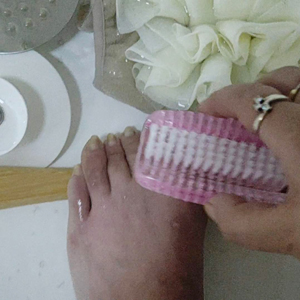 toenail brush