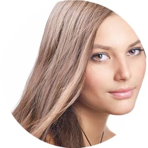 une femme aux longs cheveux bruns