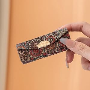Timeless Beauty in Your Bag”  “Gift-Ready for Makeup Lovers” 