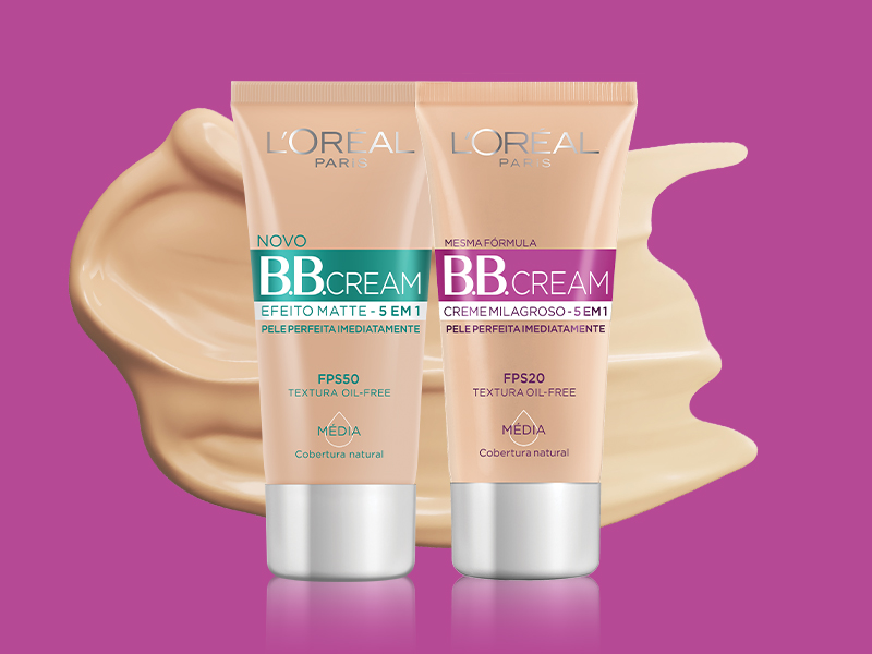 Foto dos BB Cream FPS 50 e 20 lado a lado sob fundo pink com produto espalhado