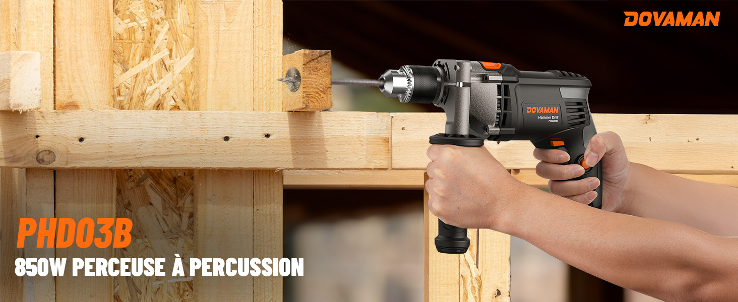 Le texte indique « PERCEUSE À PERCUSSION DOVAMAN PDH035 850W ». L'image montre une perceuse électrique portative utilisée sur une surface en bois.