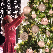 xmas tree decorations