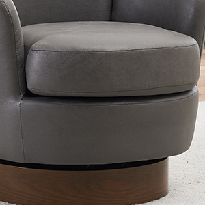 Upholstered seat