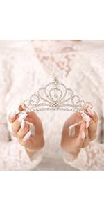 tiaras and crowns for women