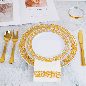 plastic tableware