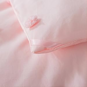pink comforter