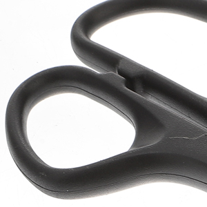 Smooth scissor handle