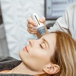 The usage of Hydra Needle Roller 24