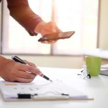 Günstig sanieren & modernisieren – Die 40 besten Tricks: Wie Sie als Immobilienbesitzer beim Umbau viel Geld sparen, ohne auf solide Qualität zu verzichten Vor dem Kauf und vor der Sanierung