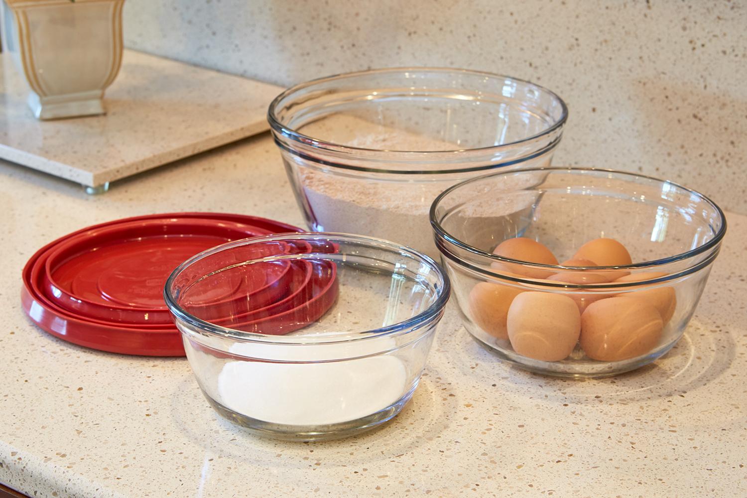 Anchor Hocking Glass Food Prep and Mixing Bowls with Lids