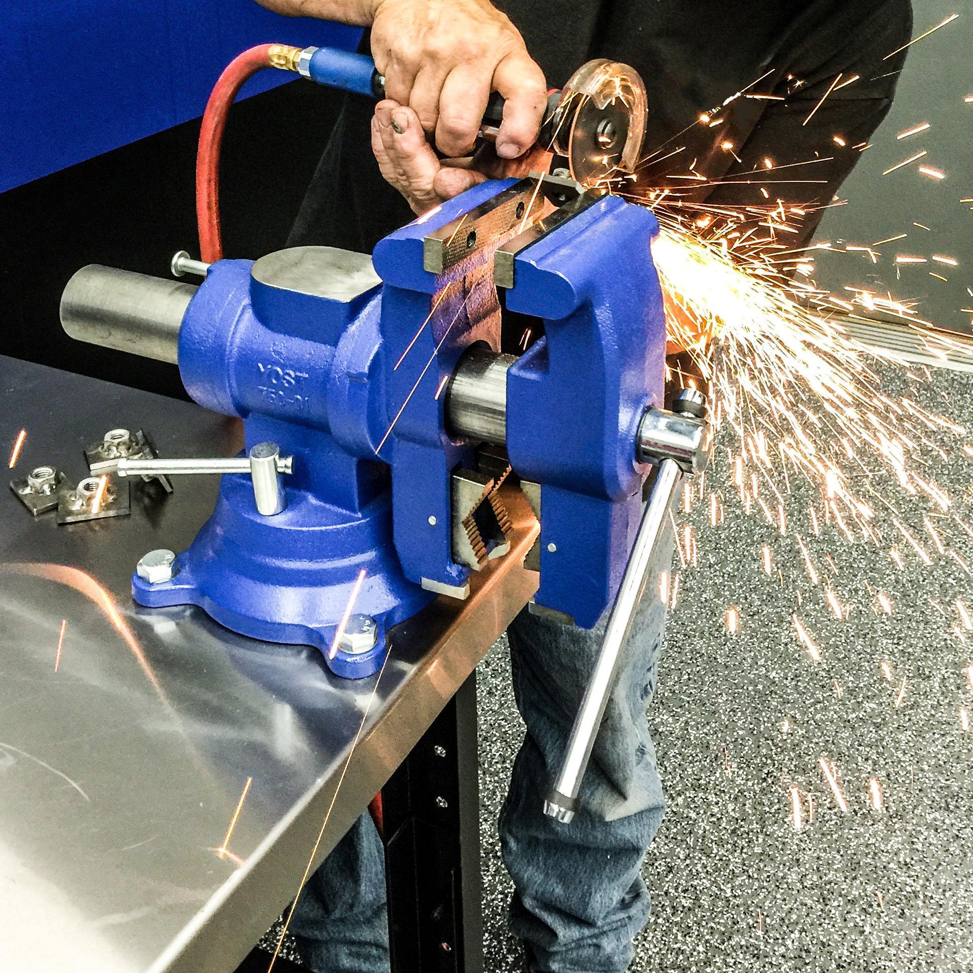 Yost Vises 750DI MultiJaw Rotating Combination Bench & Pipe Vise with