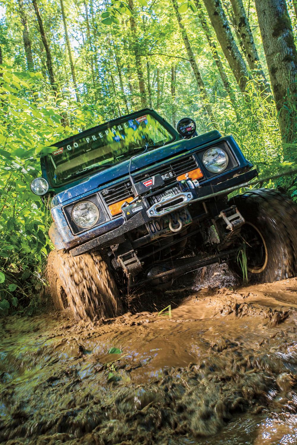 WARN 86260 VR12000 12, 000 lb Winch, Winches Amazon Canada