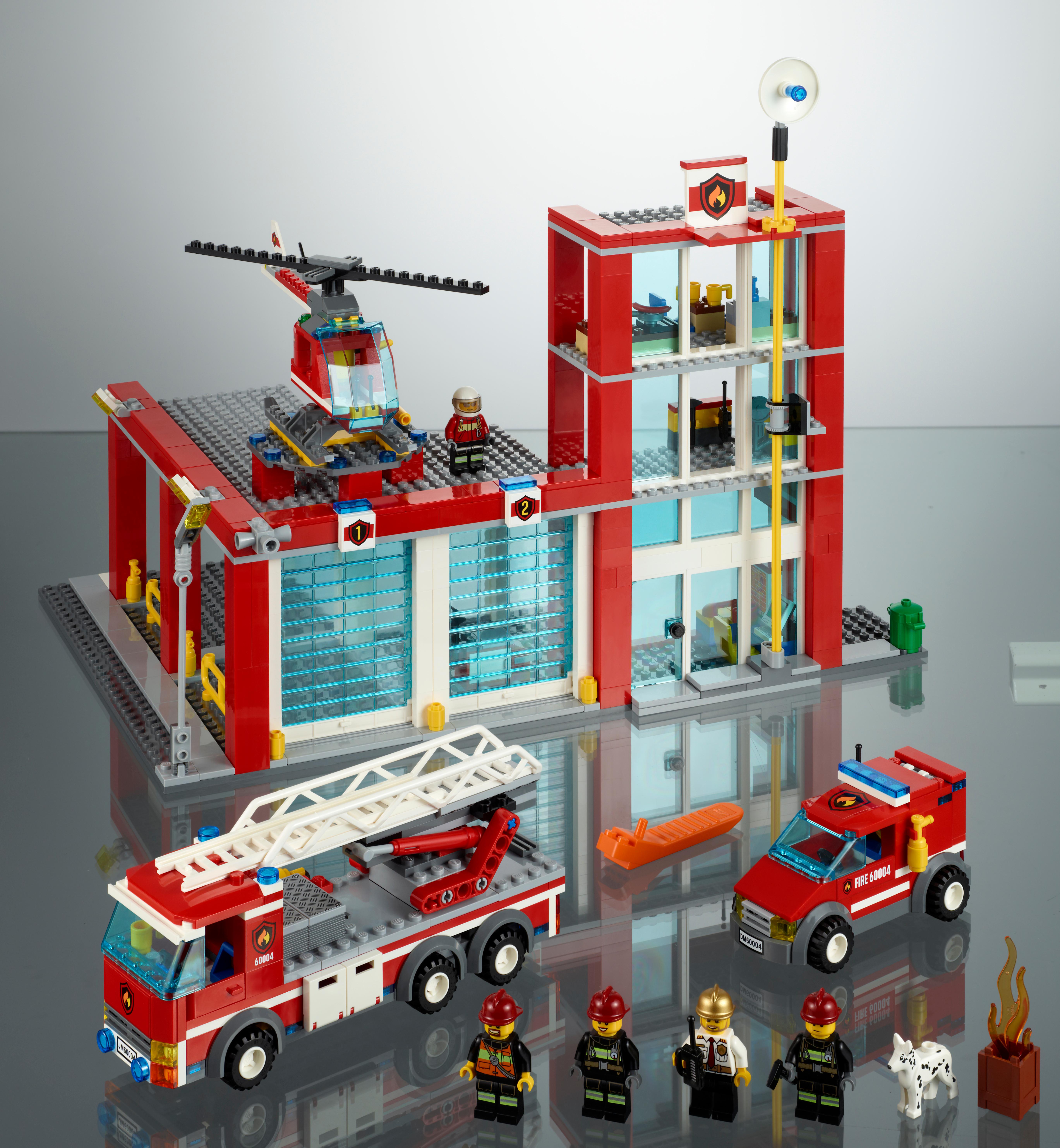 LEGO City Fire Station 60004, Building Sets Amazon Canada