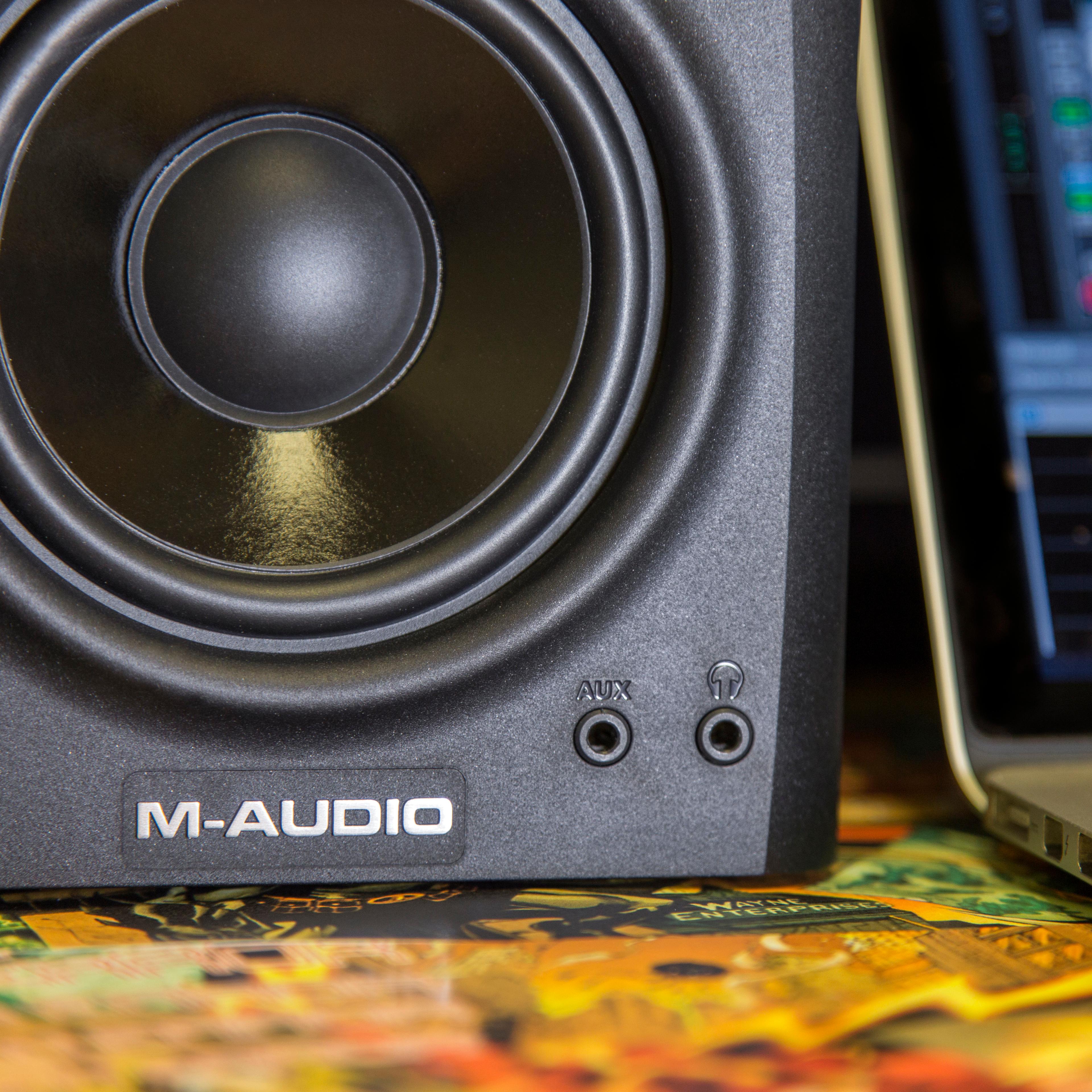 MAudio AV42 Computer Monitor Speakers (Black) Amazon.in Musical