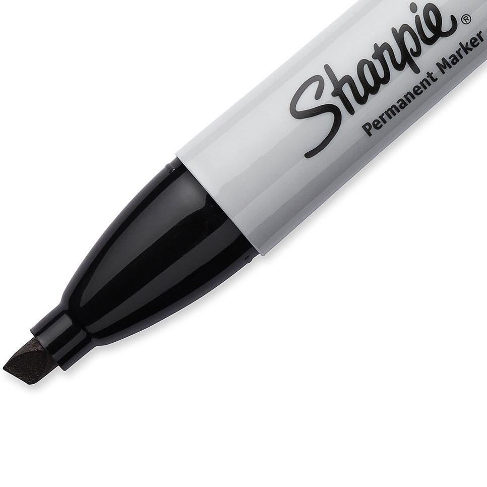 Sharpie 38202 Permanent Markers, Chisel Tip, Red, 12Count