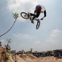 Capture 12MP Crystal Clear Still Images