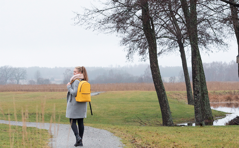 カジュアル バックパック