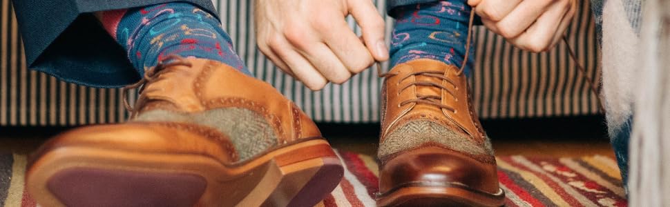 Wear snug socks to prevent bunching or movement of metatarsal pads for men ball of foot cushion male