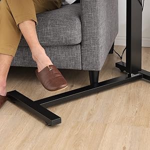 タンスのゲン サイド　昇降式 幅80cm ホルダー コンセント付き ベッド Amazon｜タンスのゲン サイドテーブル 昇降式 幅80cm キャスター